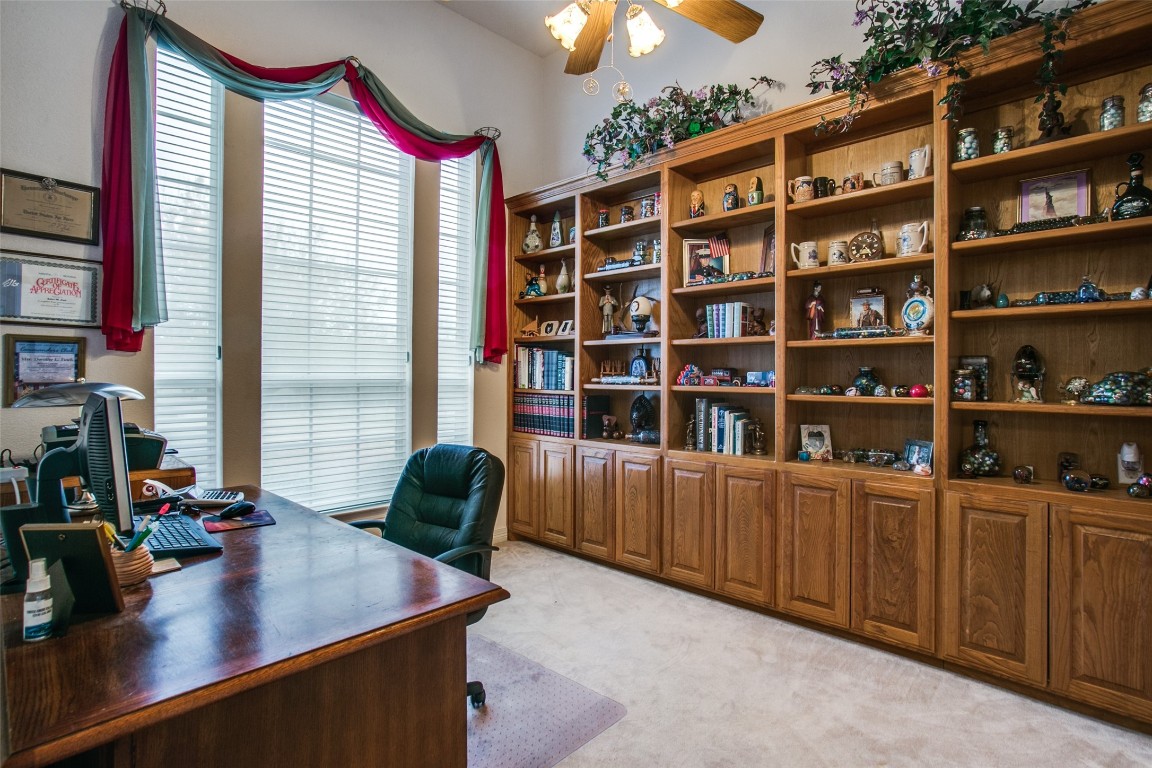 5609 Lyons Road Garland TX 75043