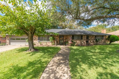 2310 Lange Street Greenville TX 75402