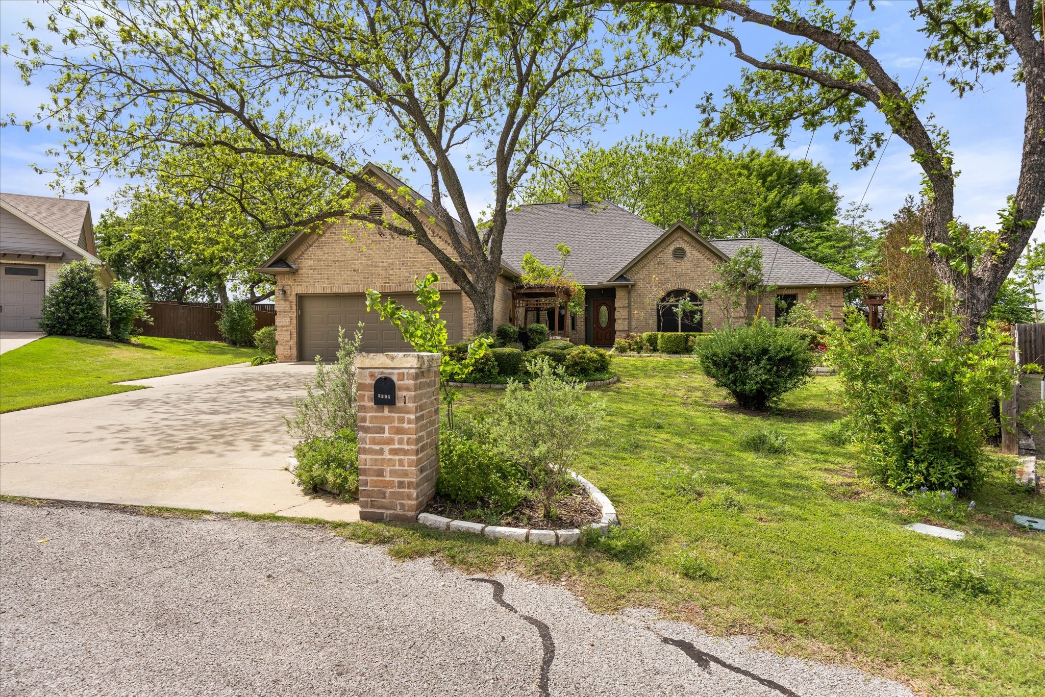 5204 Nueces Court Granbury TX 76049