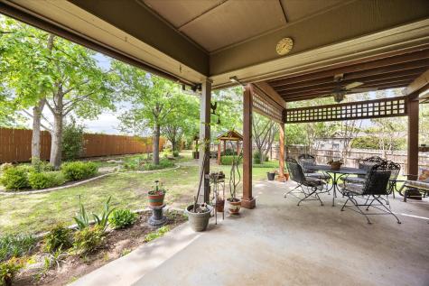 5204 Nueces Court Granbury TX 76049