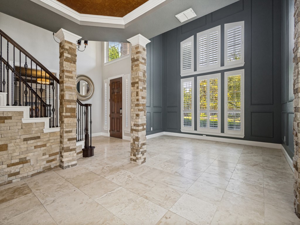 2600 Queen Elaine Drive Lewisville TX 75056
