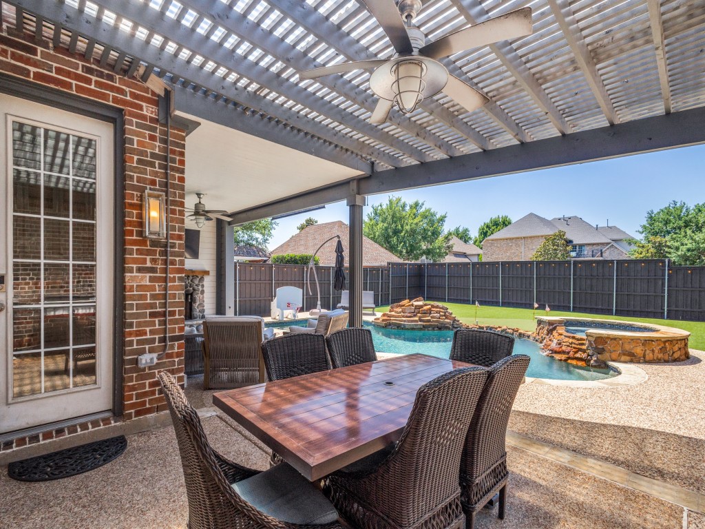 2600 Queen Elaine Drive Lewisville TX 75056
