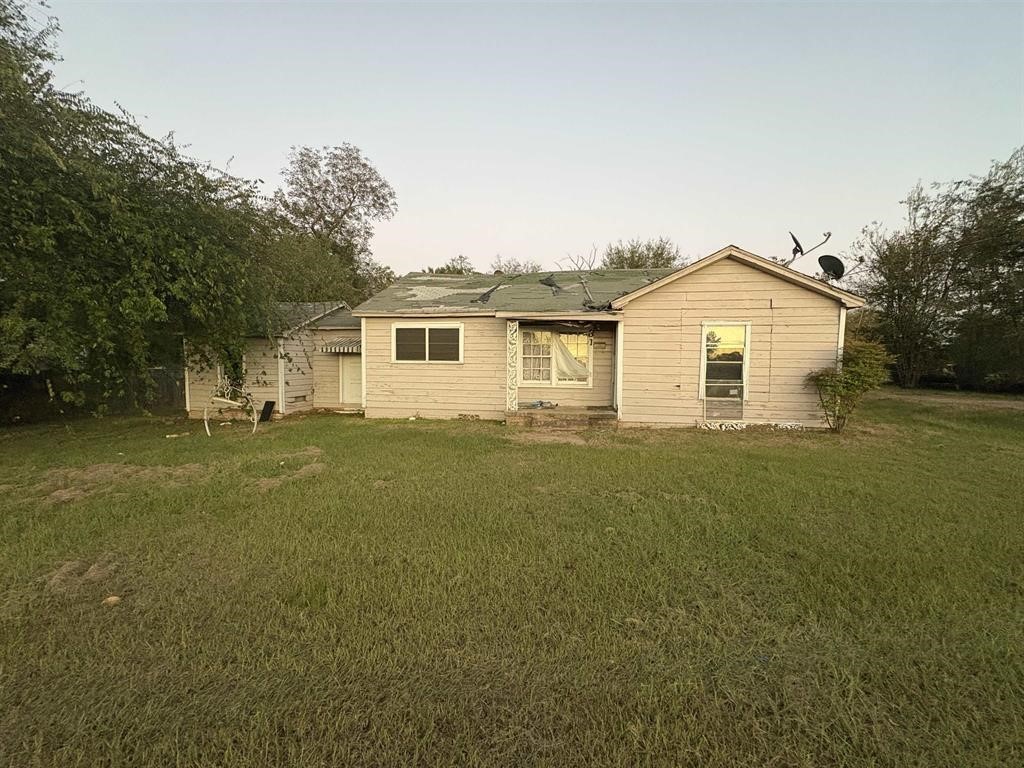 318 Terry Street Pittsburg TX 75686