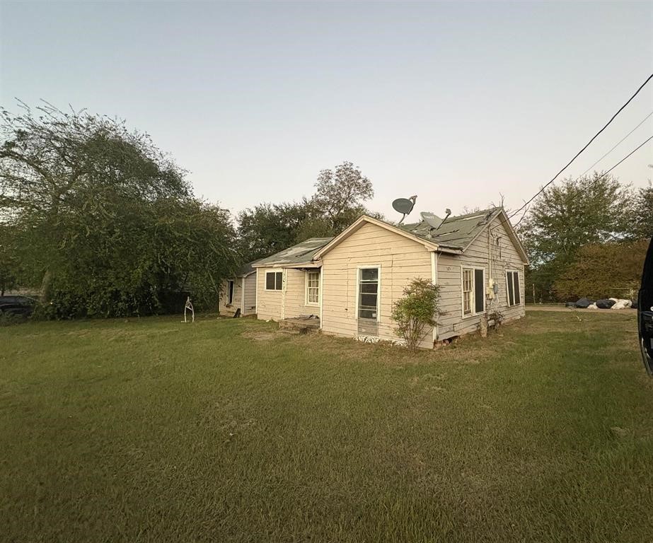 318 Terry Street Pittsburg TX 75686