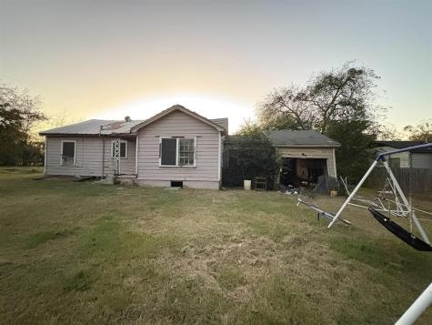318 Terry Street Pittsburg TX 75686