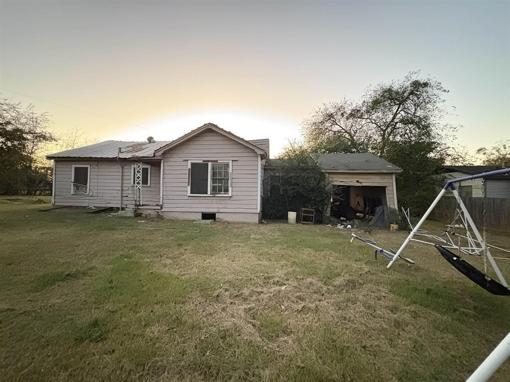 318 Terry Street Pittsburg TX 75686