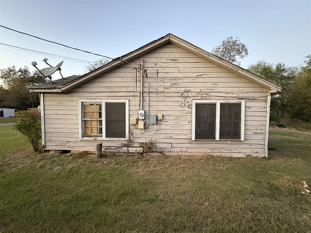 318 Terry Street Pittsburg TX 75686