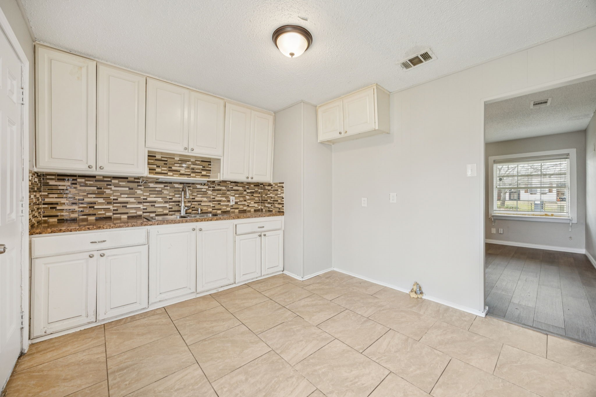 2822 Fir Park Richland Hills TX 76118