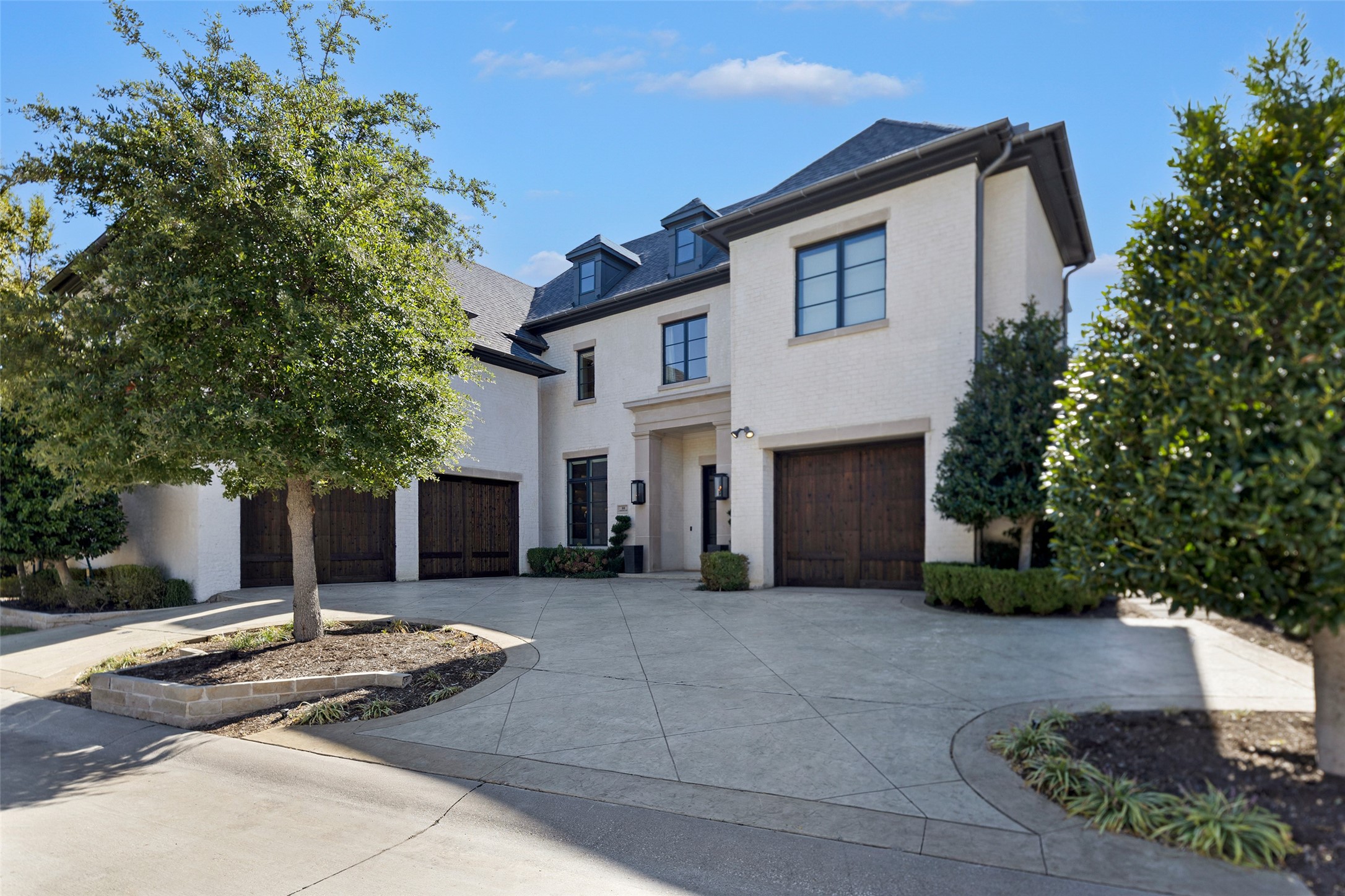 32 Devonstone Place Dallas TX 75248