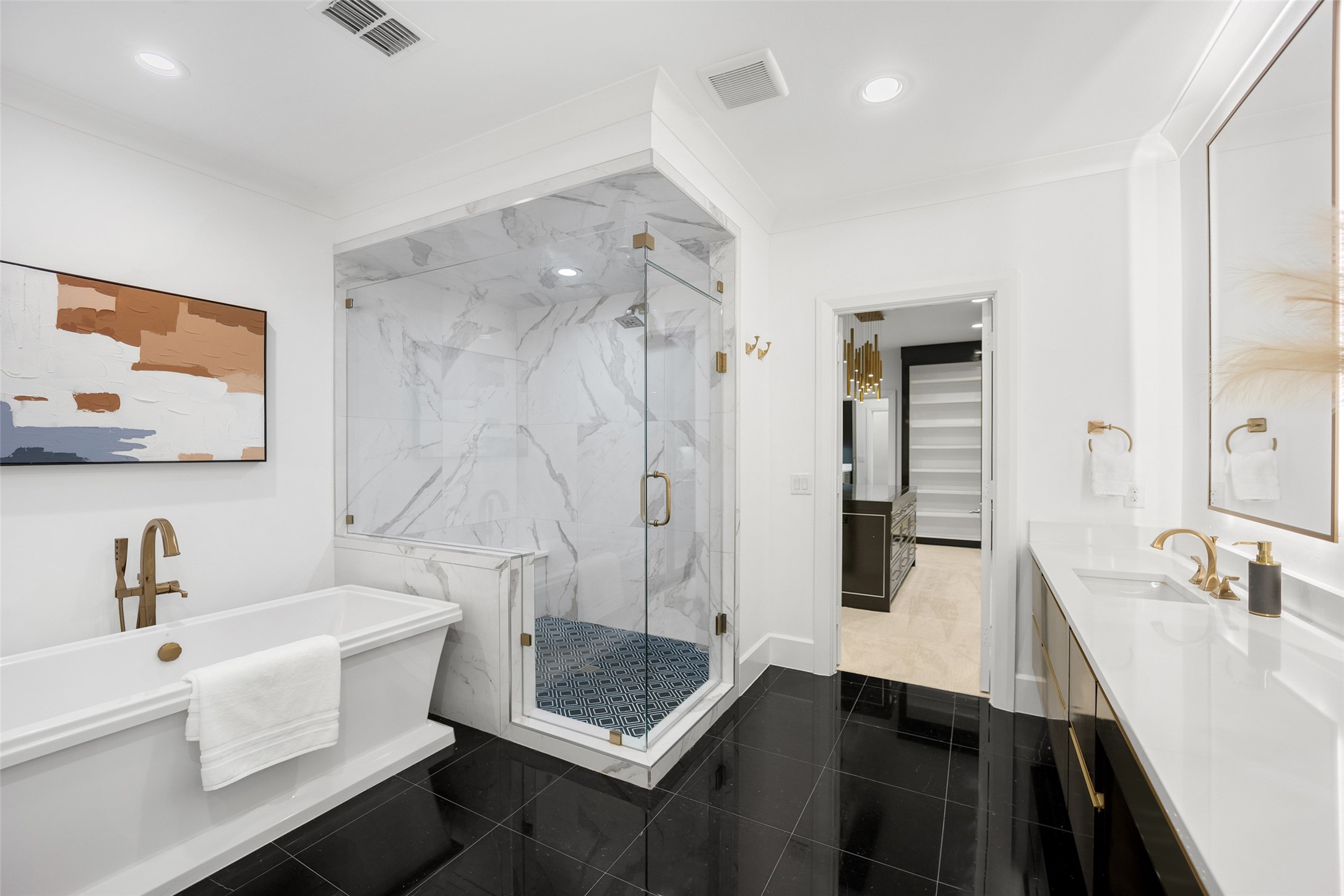 32 Devonstone Place Dallas TX 75248