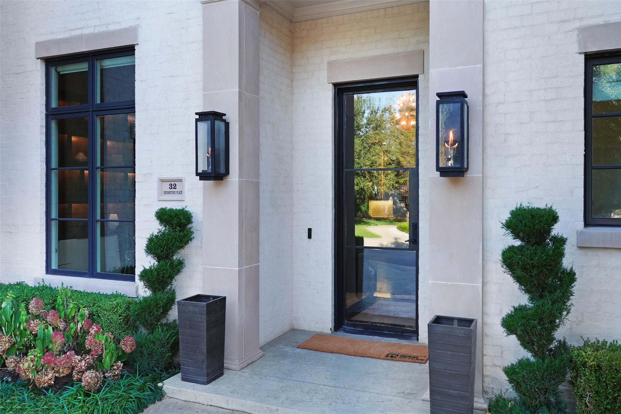 32 Devonstone Place Dallas TX 75248