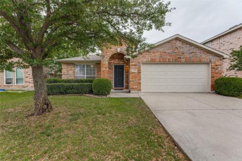 10449 Winding Passage Way Fort Worth TX 76131