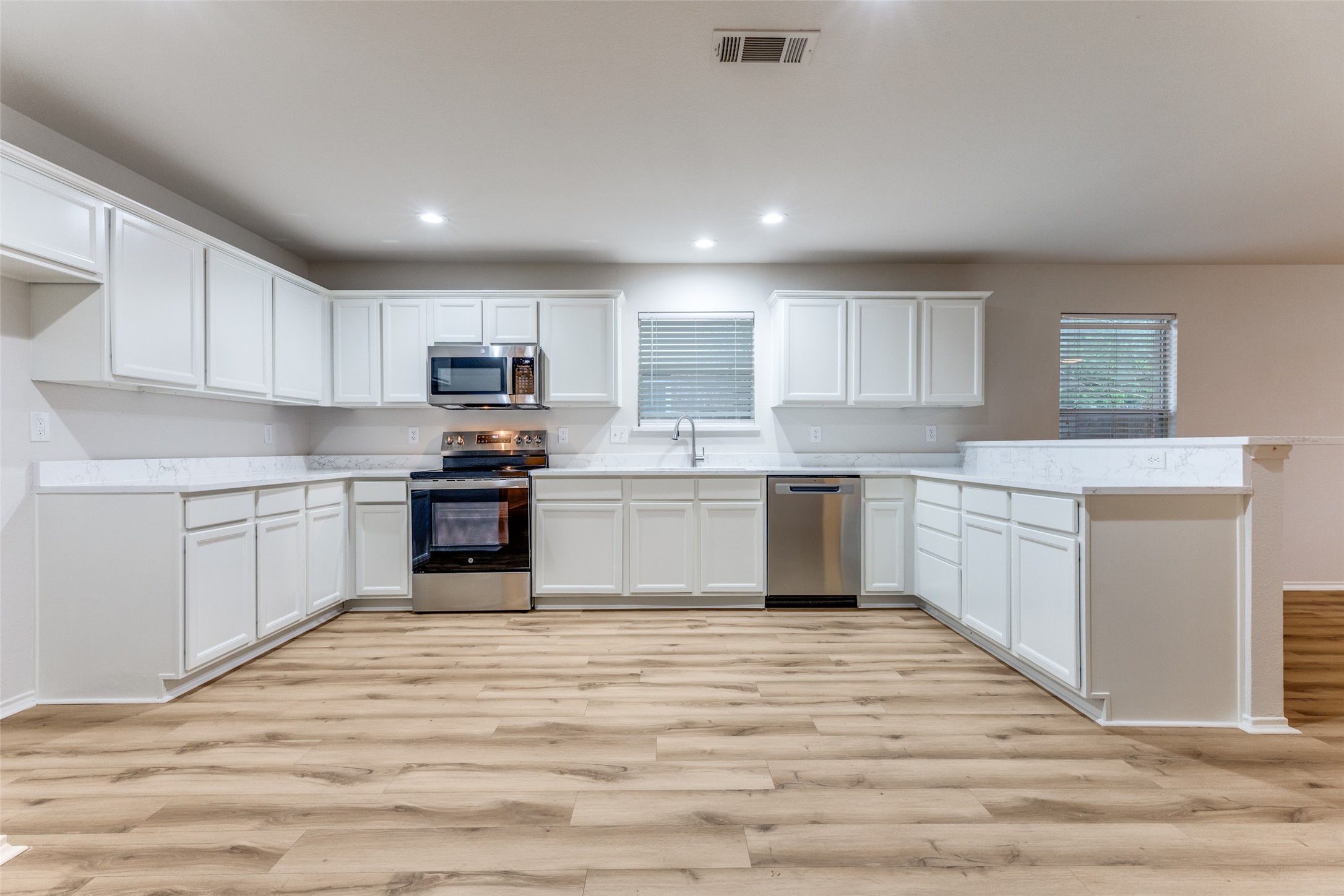 10449 Winding Passage Way Fort Worth TX 76131