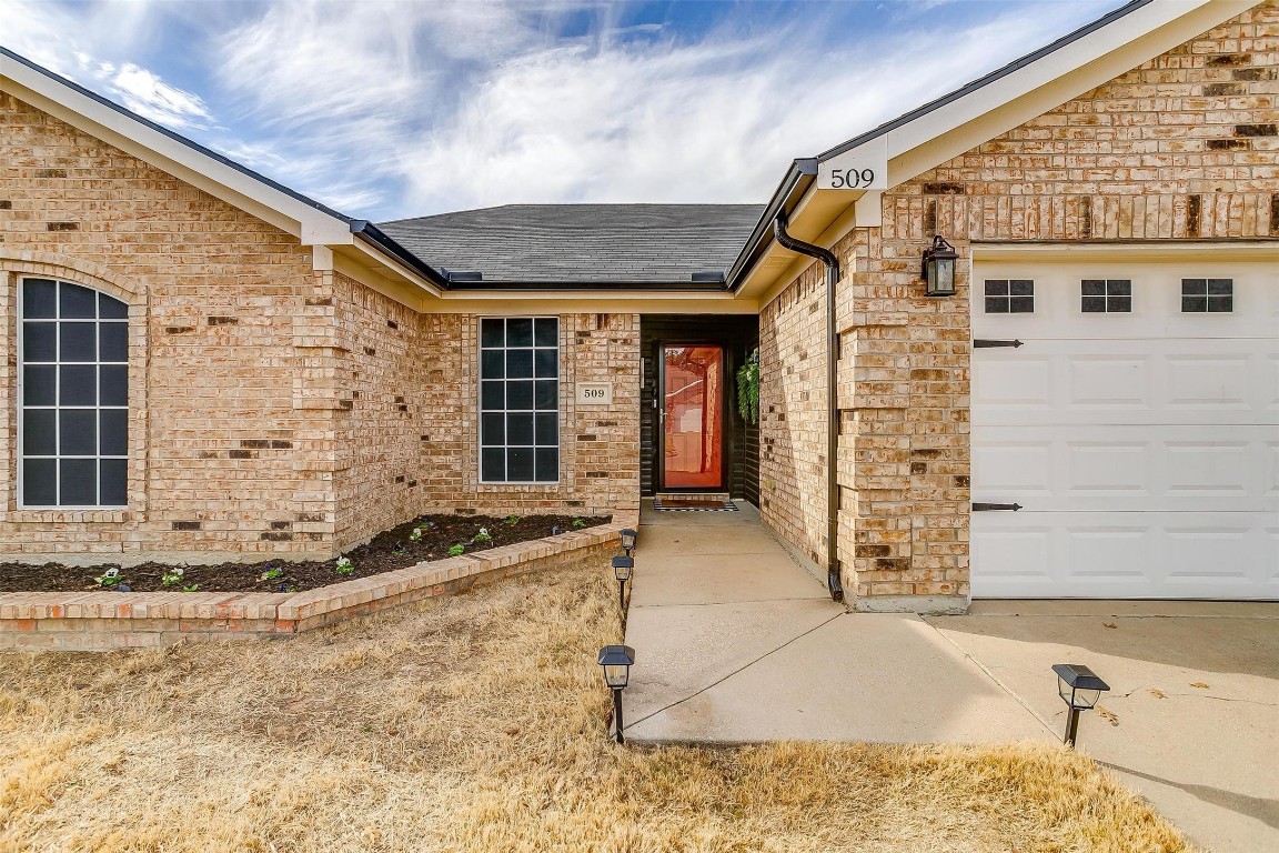 509 Barbara Jean Lane Burleson TX 76028
