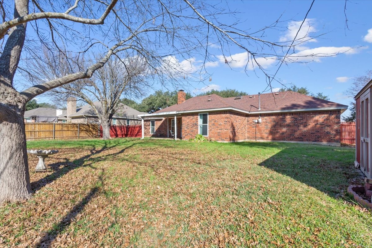 327 E Chapman Road Hewitt TX 76643