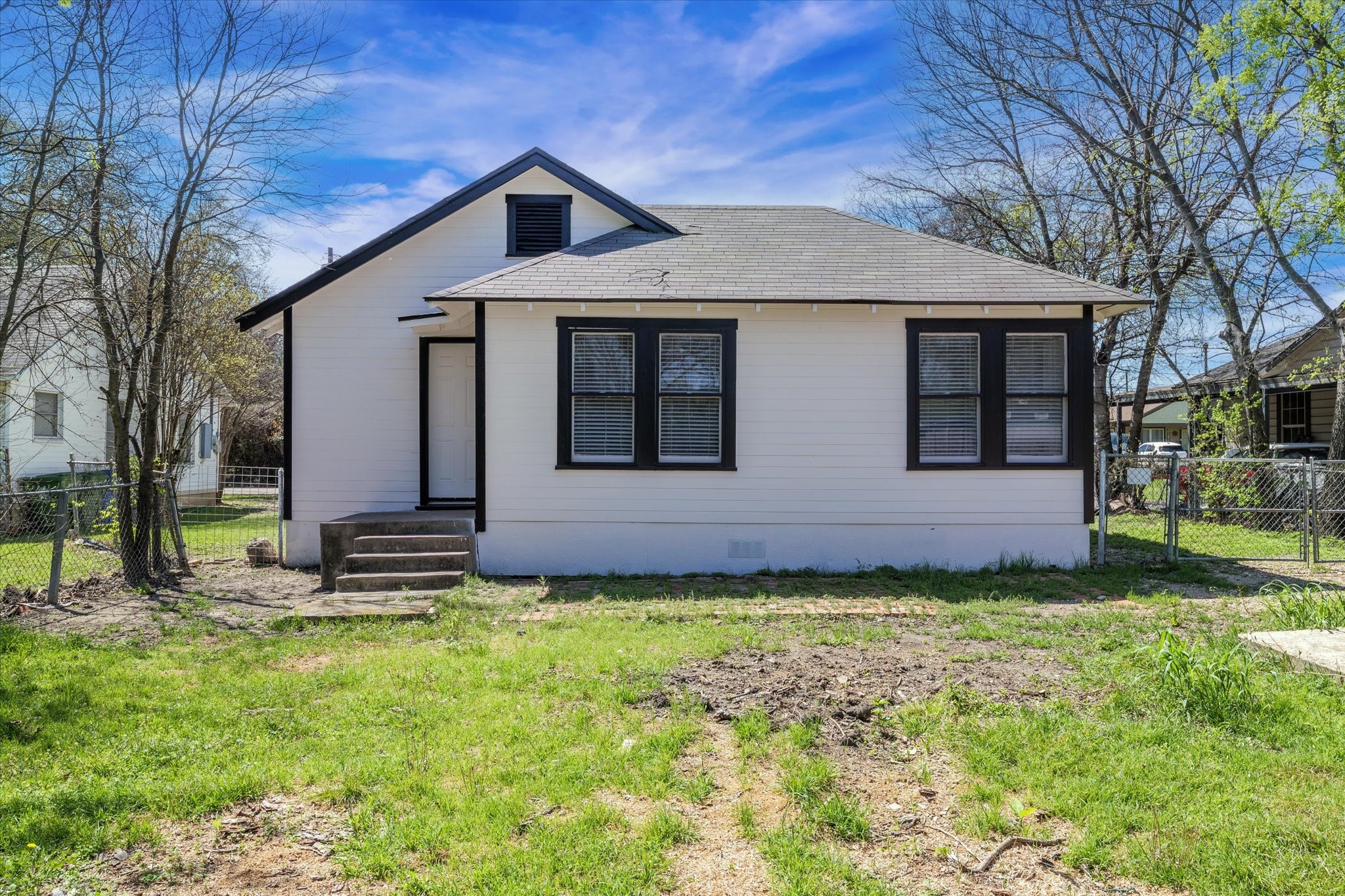 1908 S 19th Street Waco TX 76706