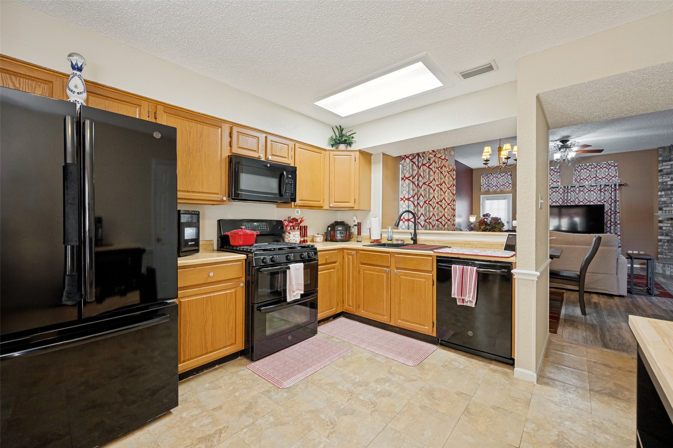 5651 Centeridge Drive Dallas TX 75249