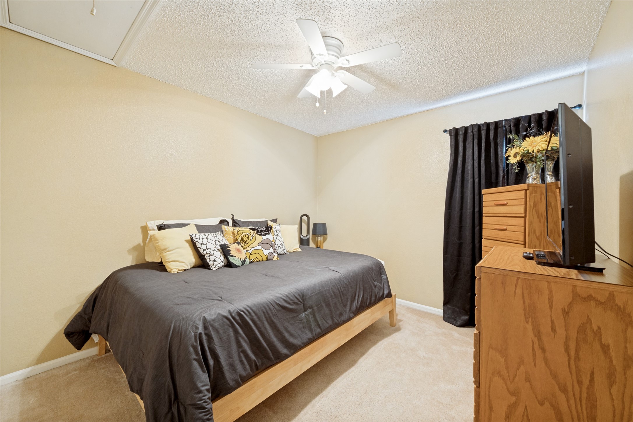 5651 Centeridge Drive Dallas TX 75249