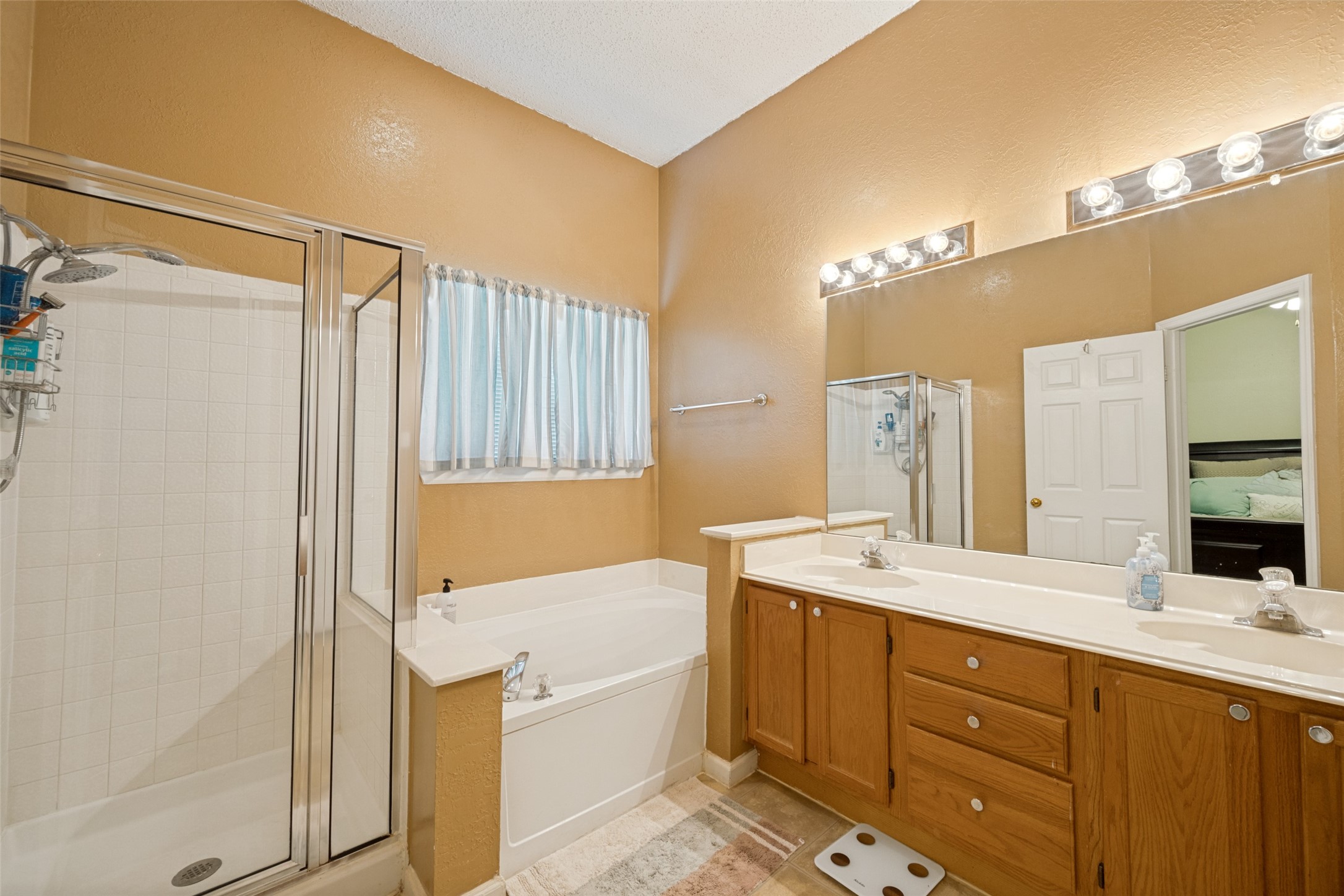 5651 Centeridge Drive Dallas TX 75249