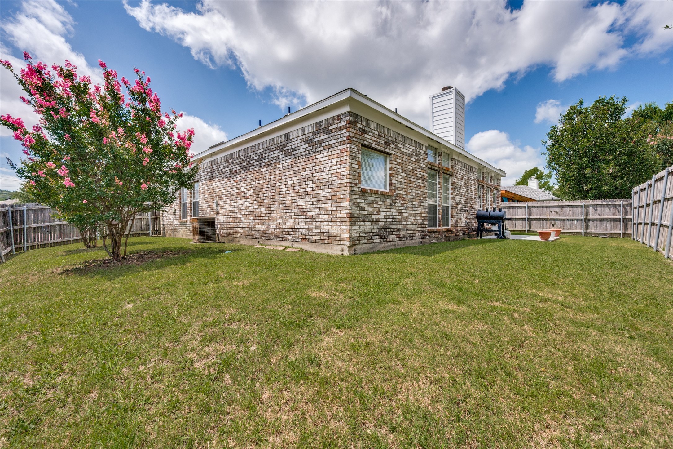 5651 Centeridge Drive Dallas TX 75249