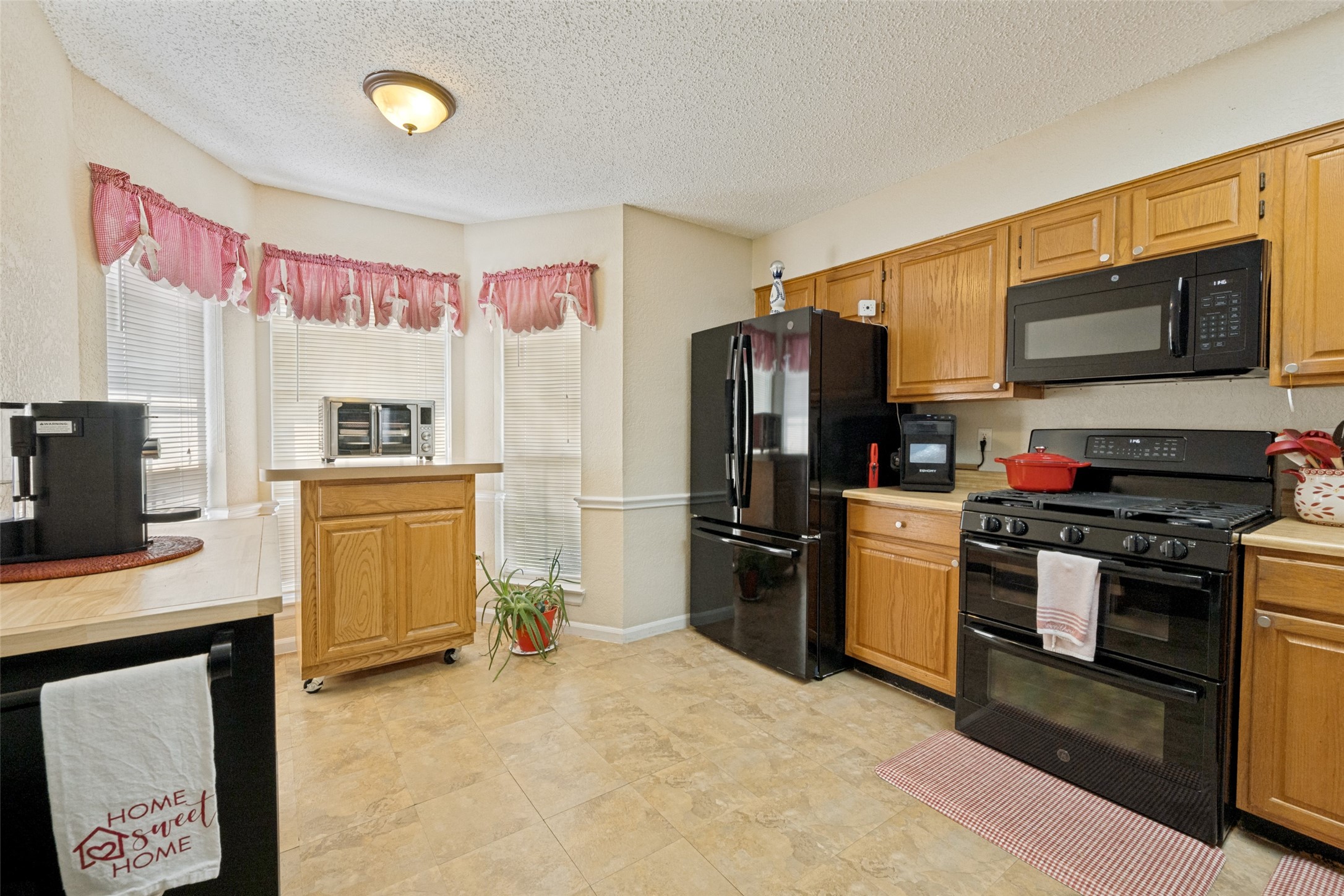 5651 Centeridge Drive Dallas TX 75249