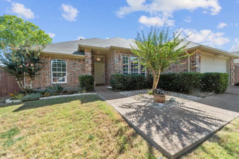 518 Oak Lake Lake Dallas TX 75065
