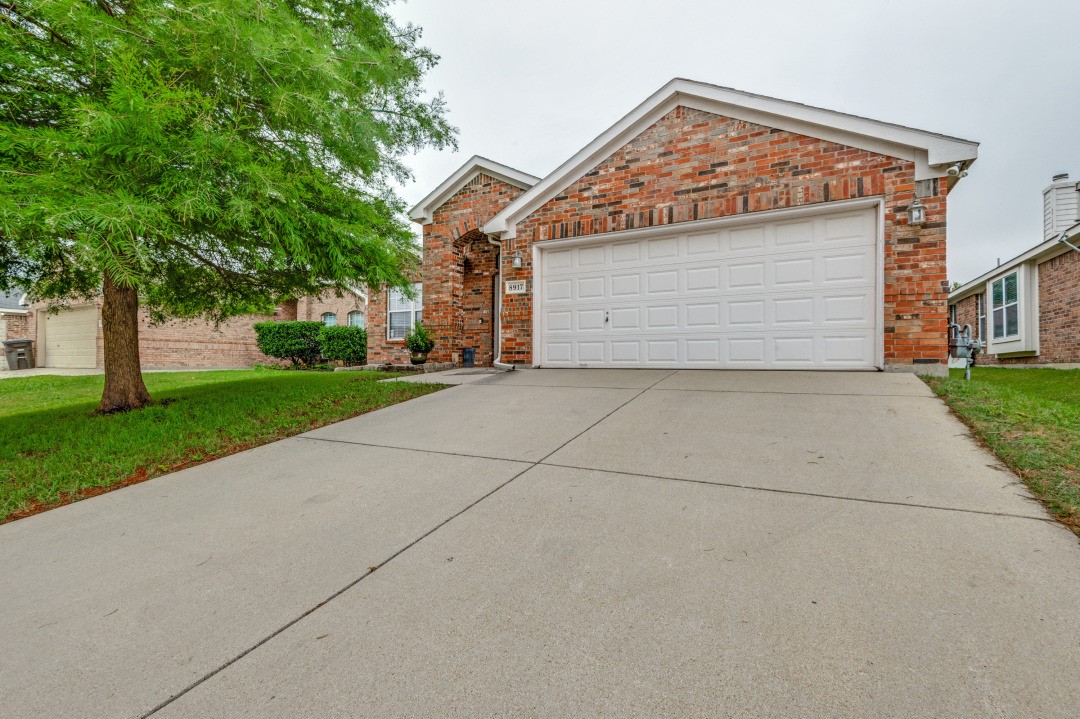 8917 Weller Lane Fort Worth TX 76244