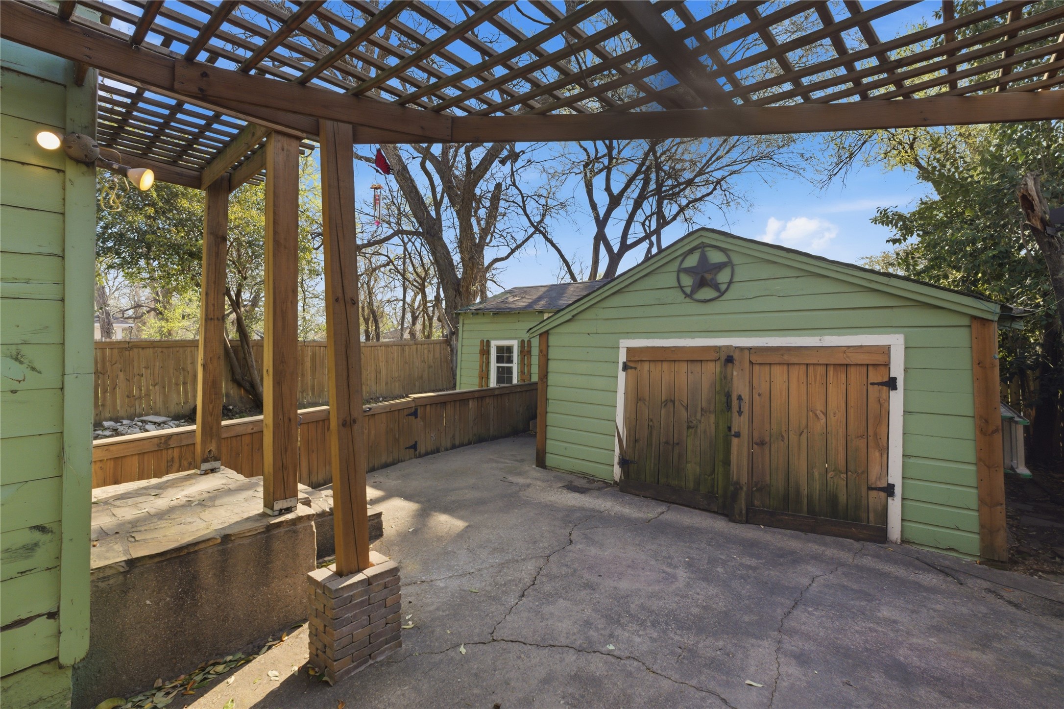 3814 Pine Street Dallas TX 75210