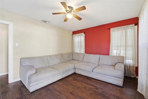3814 Pine Street Dallas TX 75210