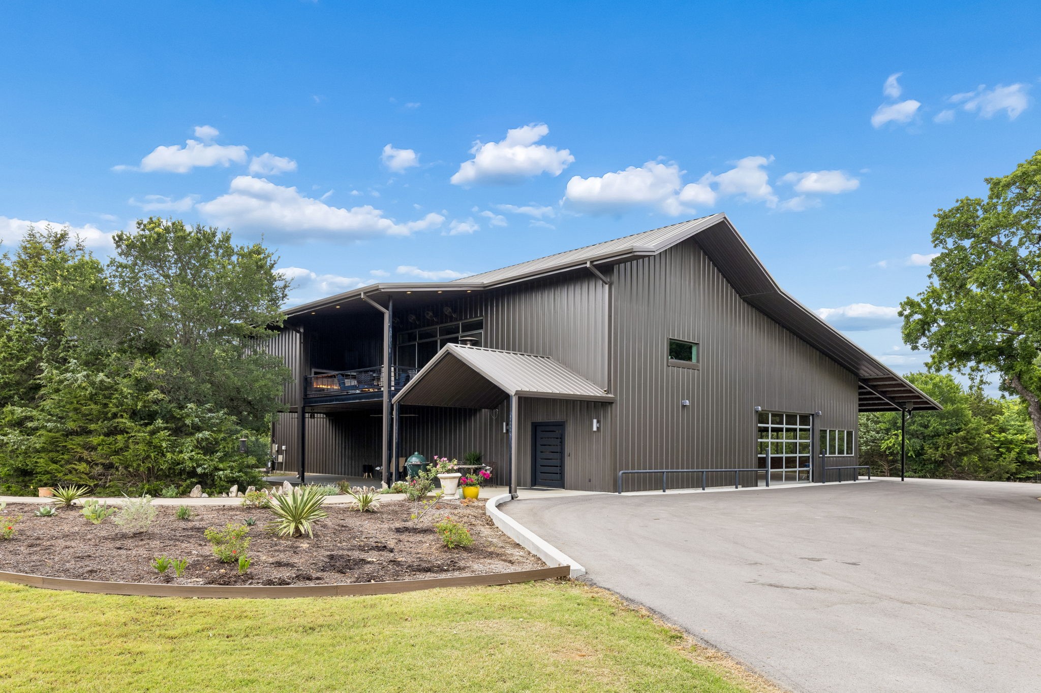 1306 Morrow Road Valley View TX 76272