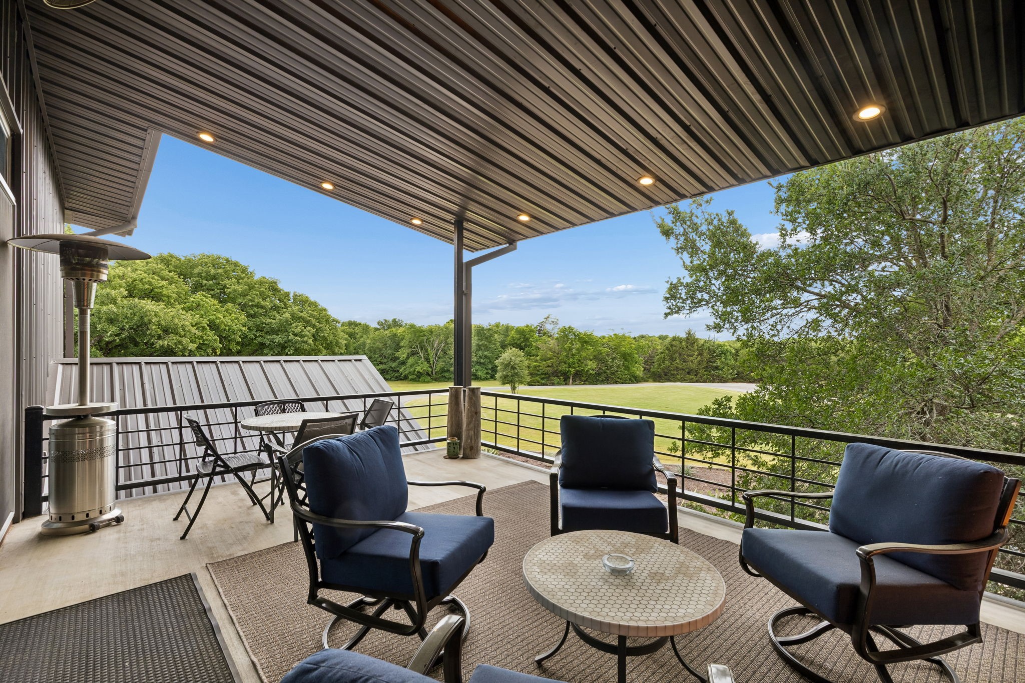 1306 Morrow Road Valley View TX 76272
