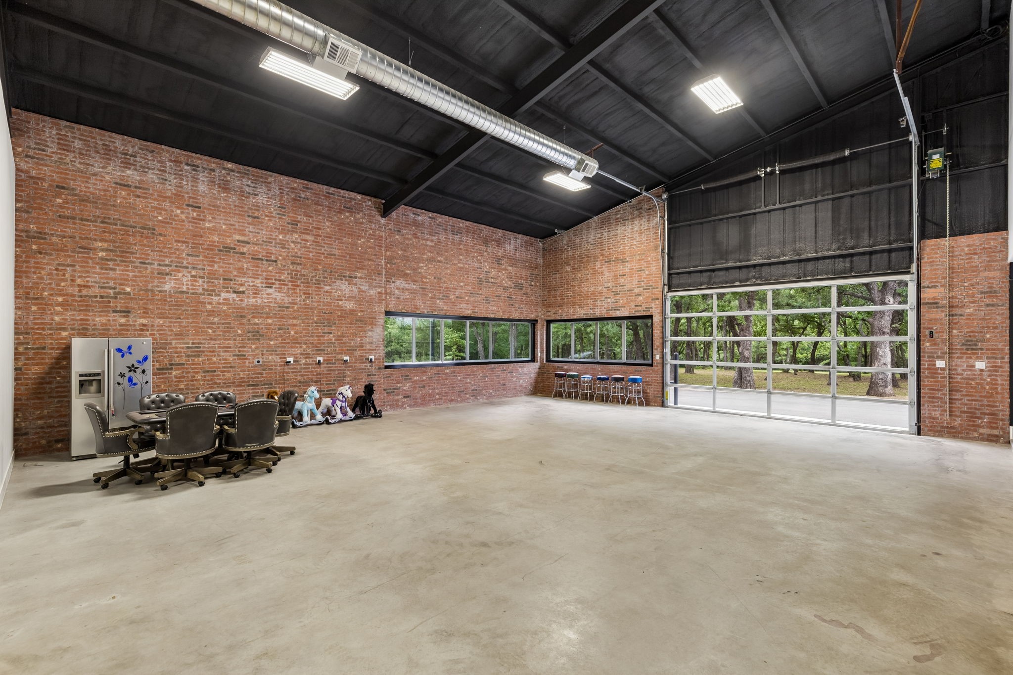 1306 Morrow Road Valley View TX 76272