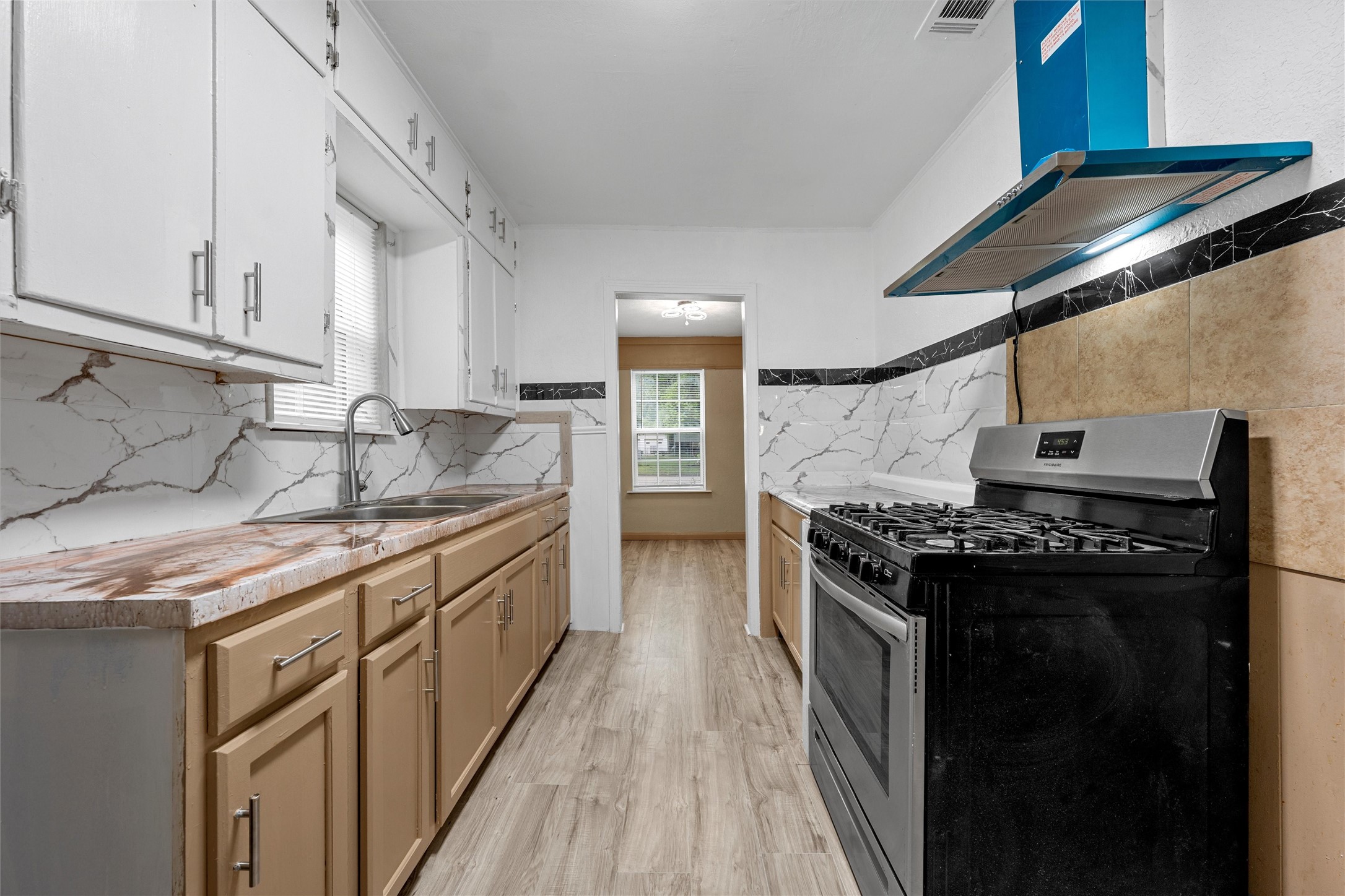 2012 N 39th Street Waco TX 76707