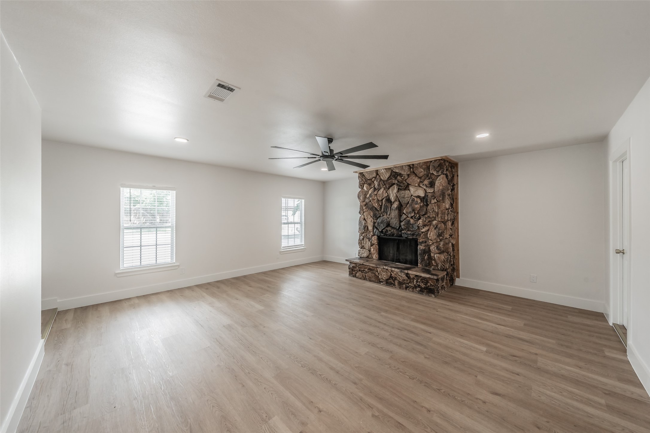6532 Moonglow Lane Watauga TX 76148