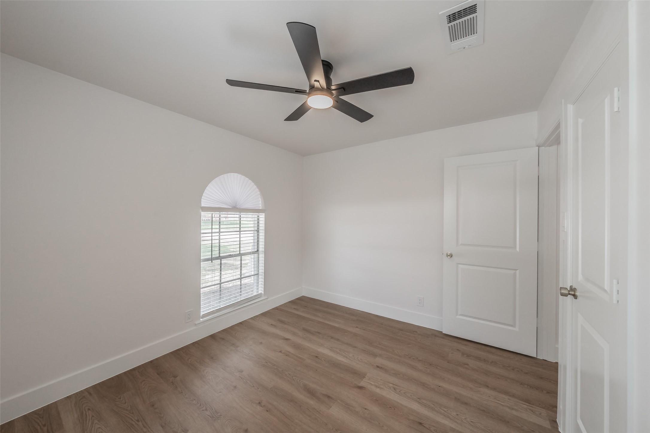 6532 Moonglow Lane Watauga TX 76148