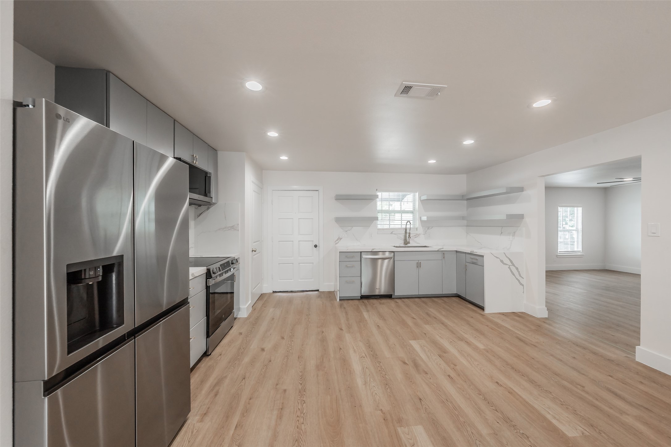 6532 Moonglow Lane Watauga TX 76148