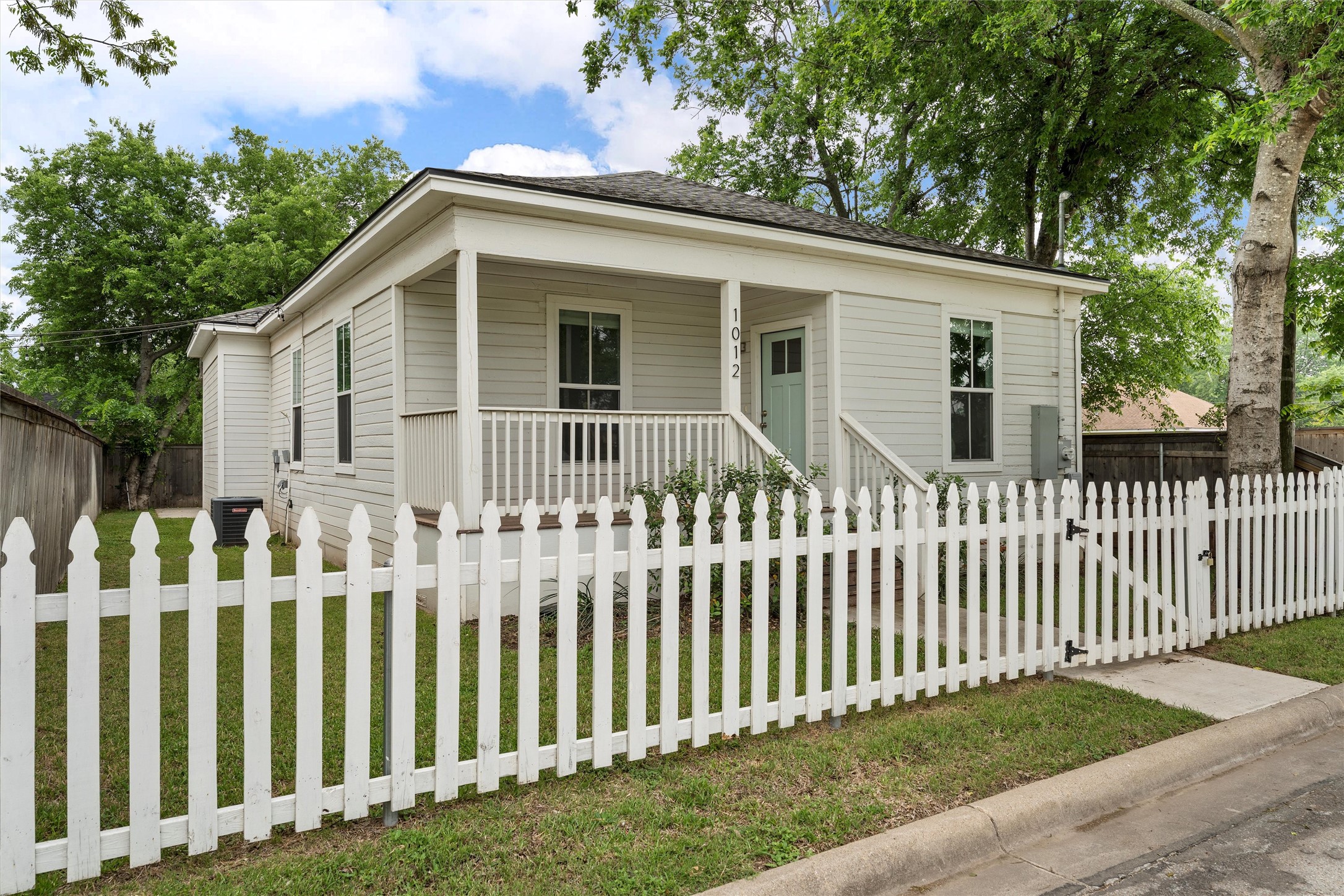 1012 Burnett Avenue Waco TX 76706