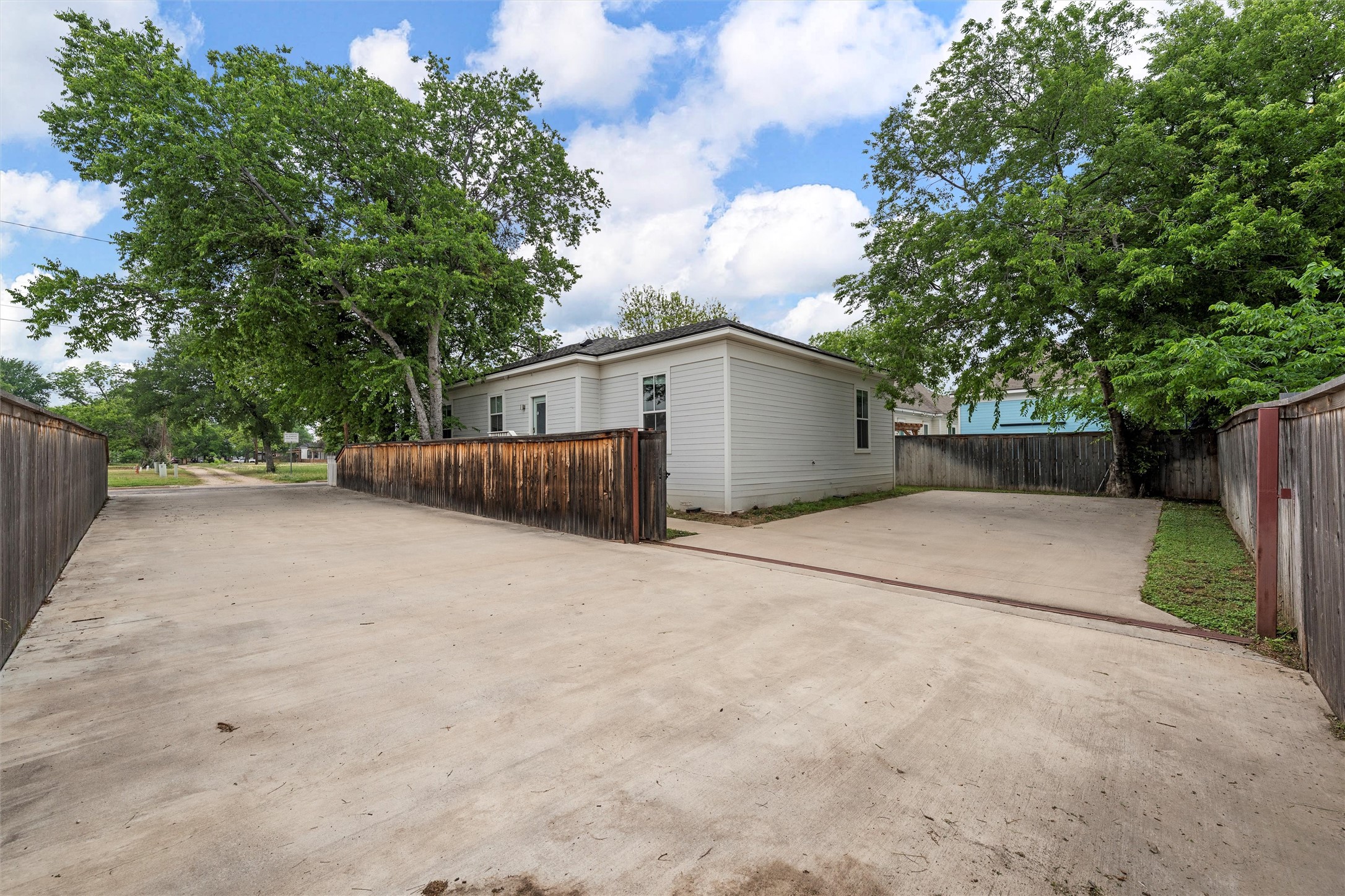 1012 Burnett Avenue Waco TX 76706