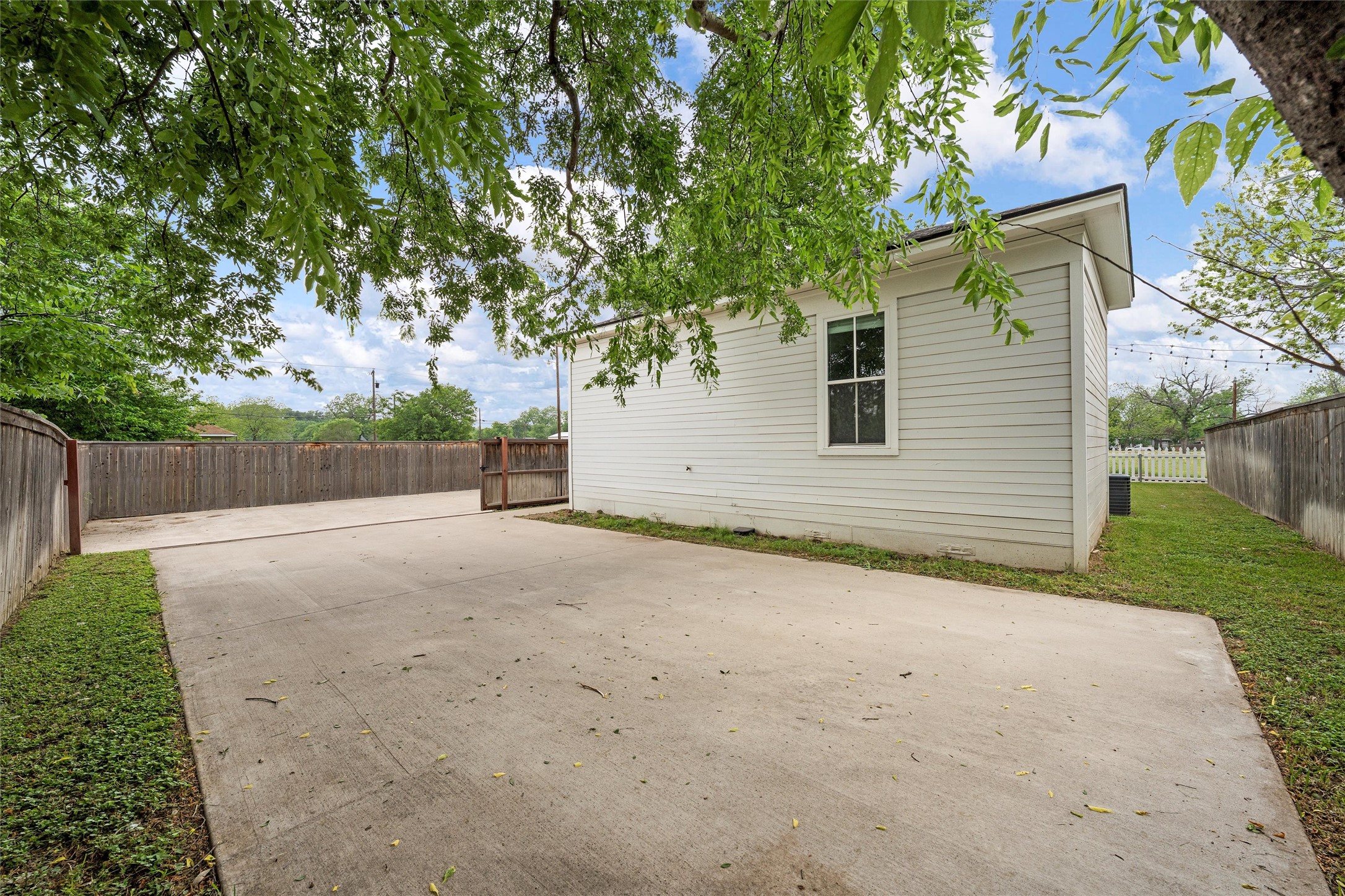 1012 Burnett Avenue Waco TX 76706