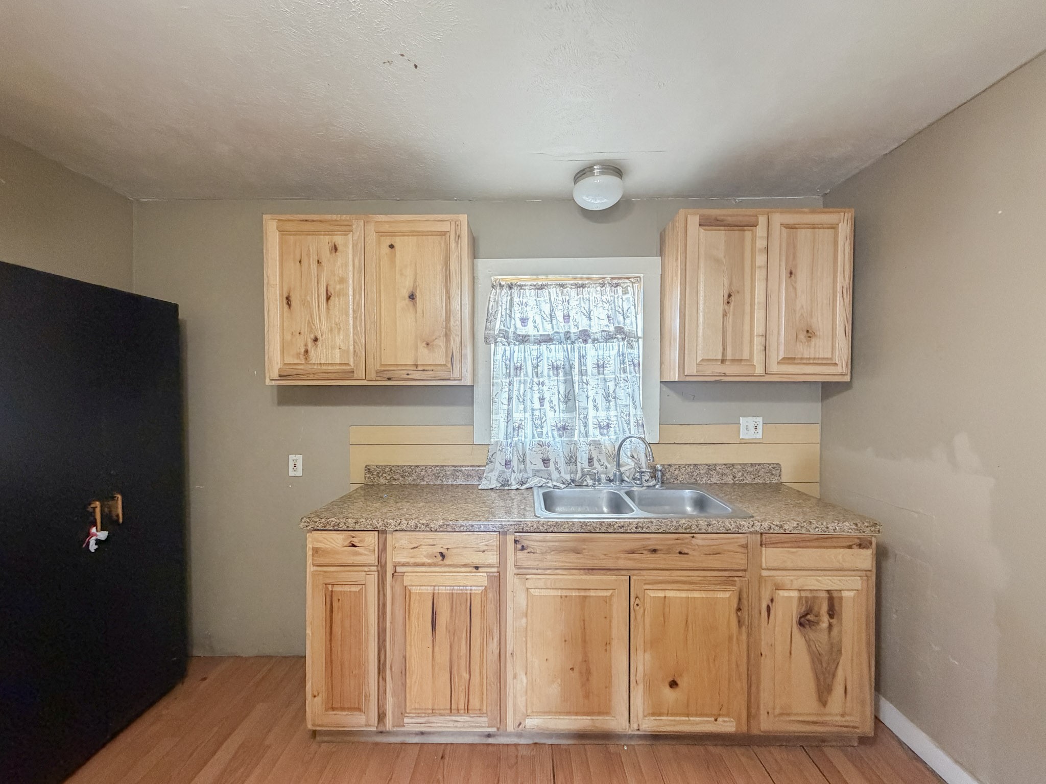 1213 W Morgan Street Denison TX 75020