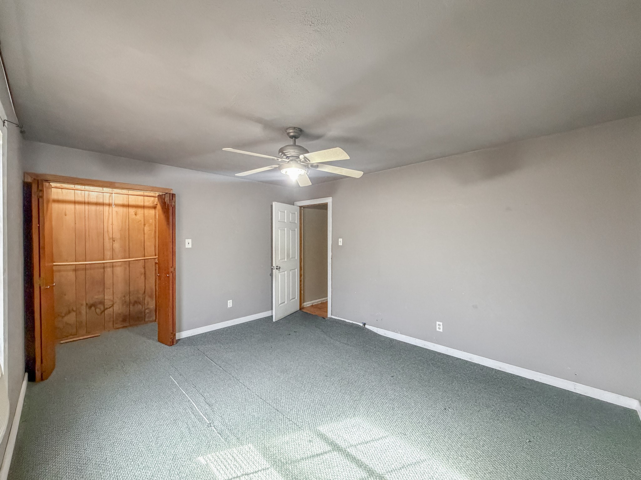 1213 W Morgan Street Denison TX 75020