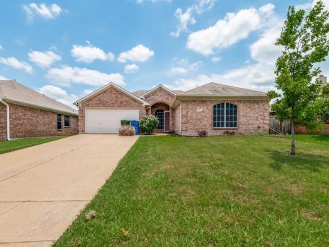 1905 Wahoo Drive Mansfield TX 76063