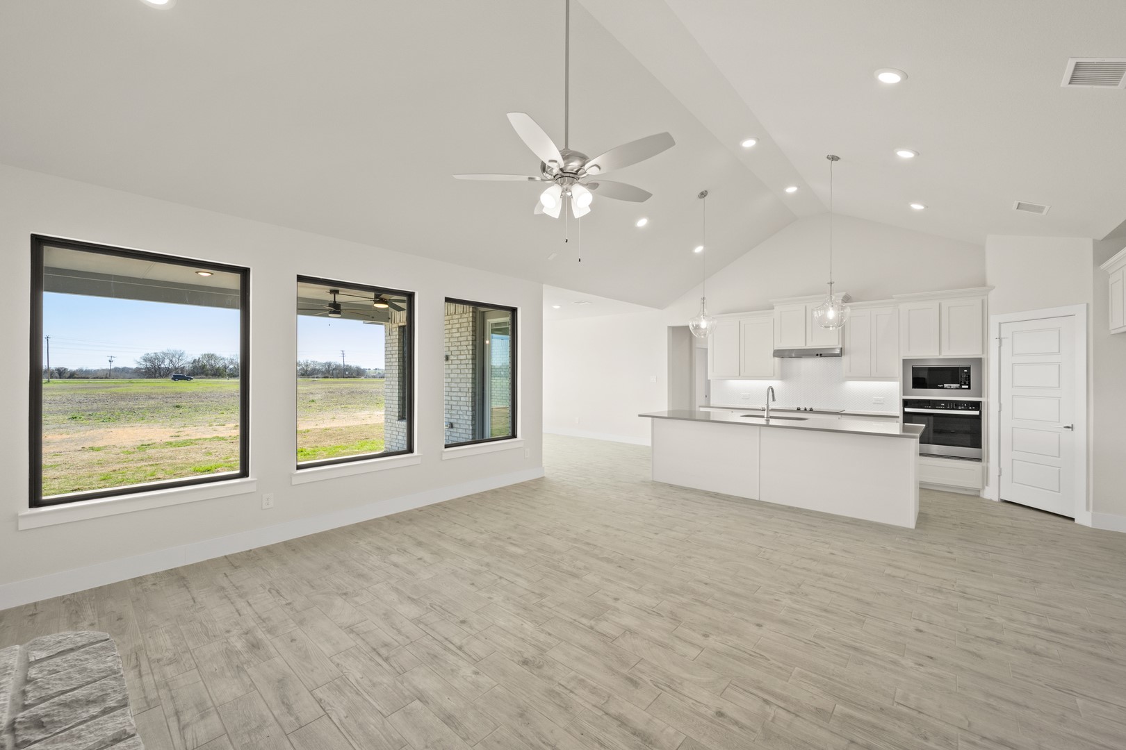 2320 Oak Knoll Drive Palmer TX 75152