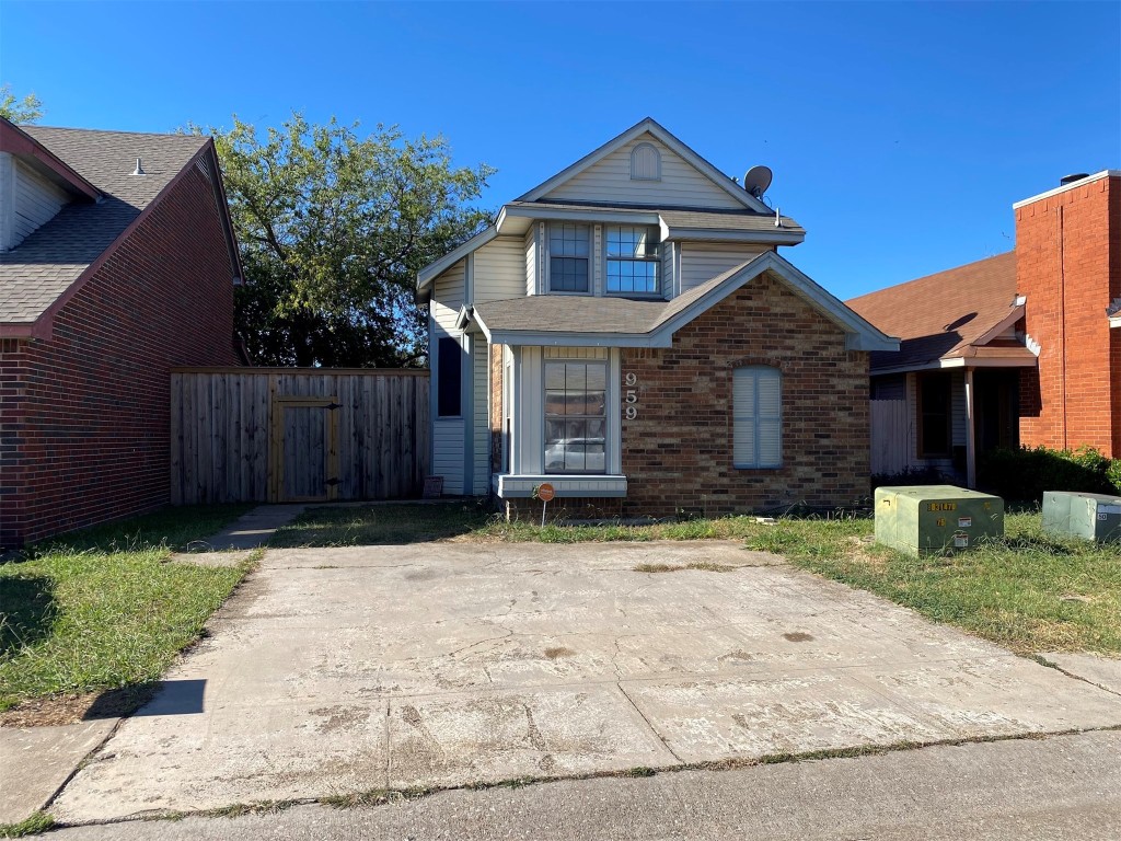 959 Fairbanks Circle Duncanville TX 75137