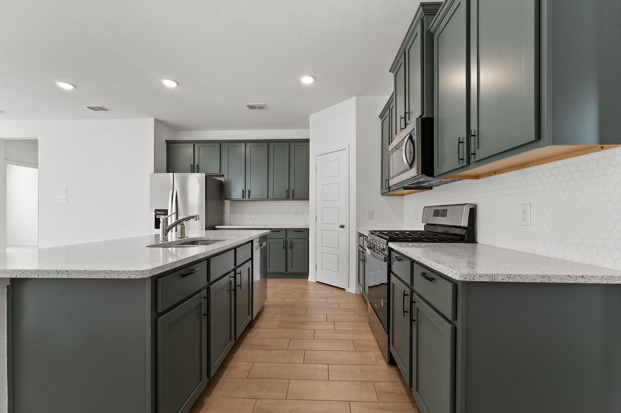432 Silent Pond Park Lavon TX 75166