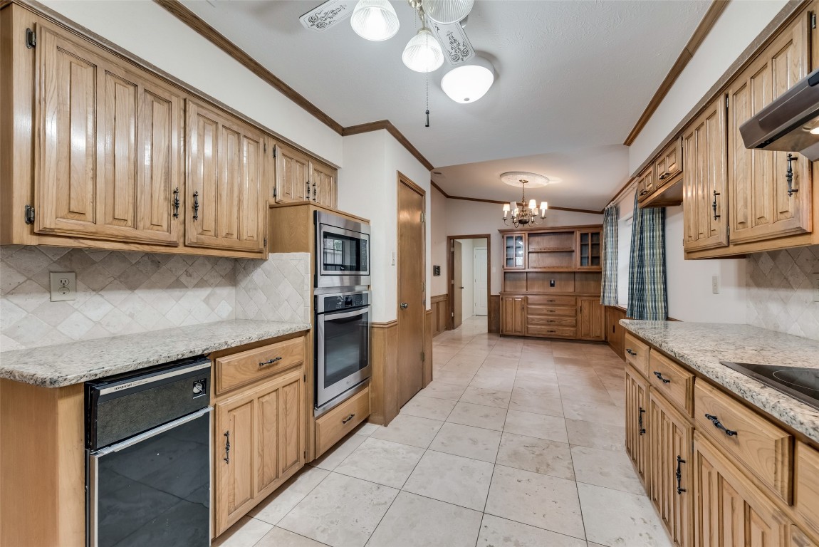 6918 Woodland Drive Dallas TX 75225