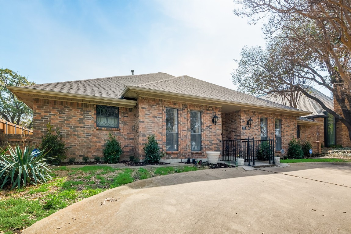 6918 Woodland Drive Dallas TX 75225