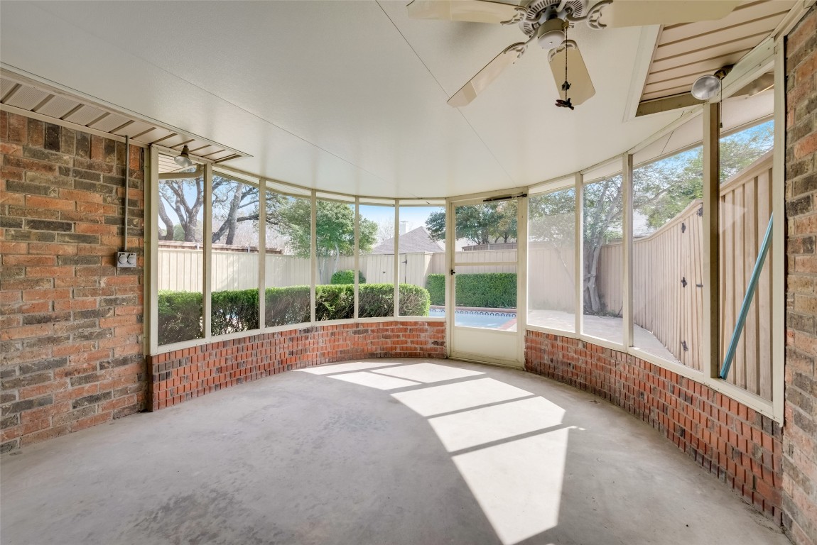 6918 Woodland Drive Dallas TX 75225