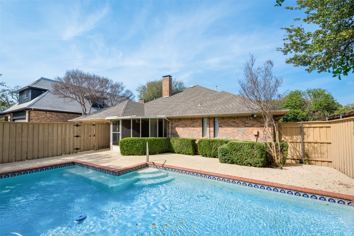 6918 Woodland Drive Dallas TX 75225
