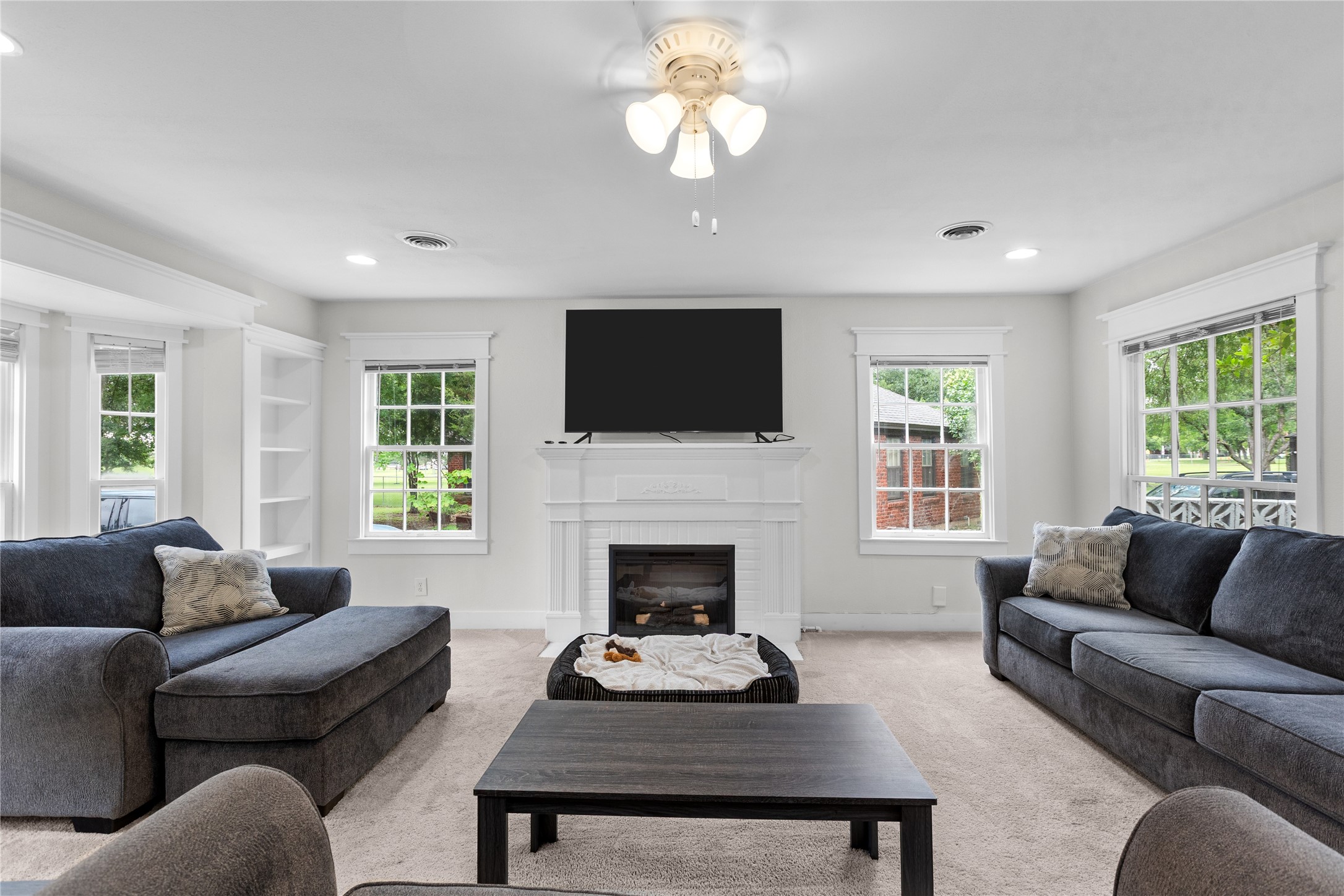 4316 Kenwood Court Fort Worth TX 76103
